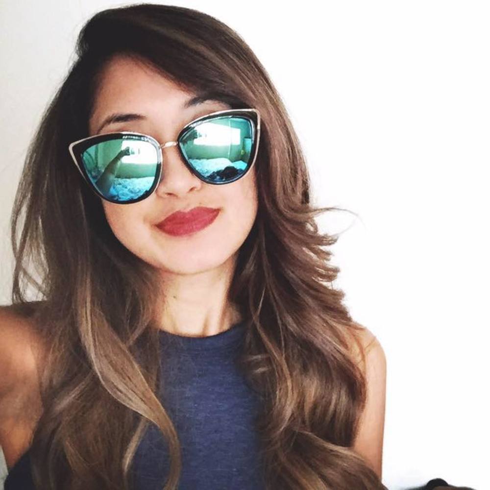 Meet your Posher, Brittney